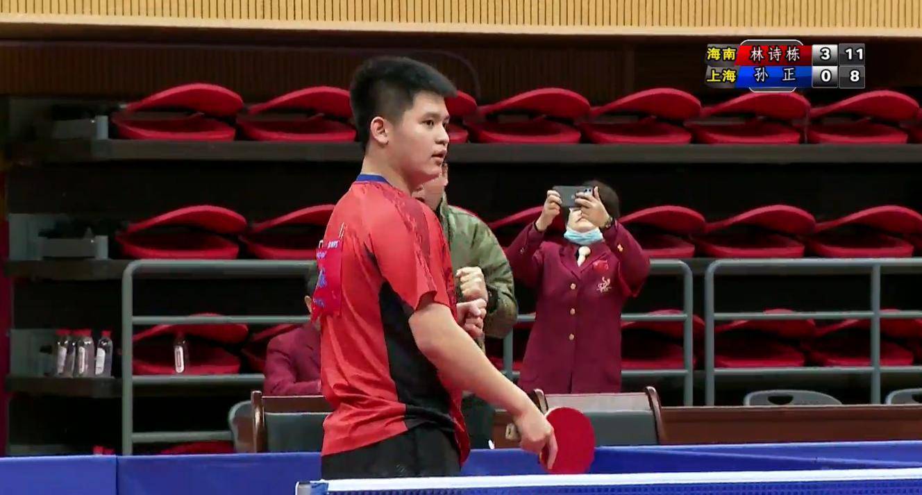 赛场上屡得 赛场上屡得