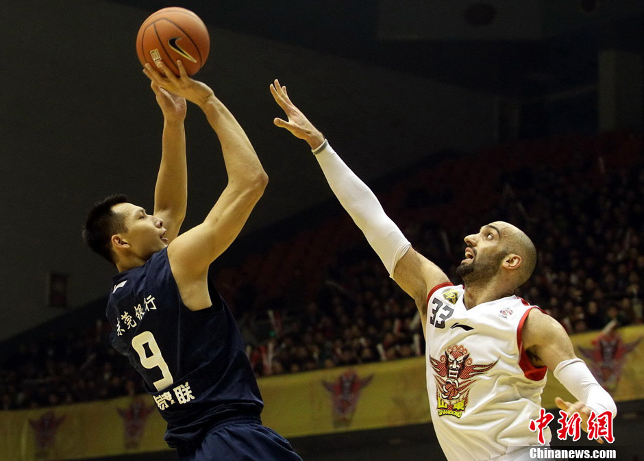 个游泳比赛 个游泳比赛